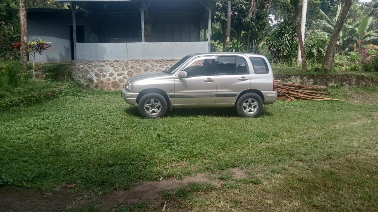 Bukit Senaru Homestay Exterior photo